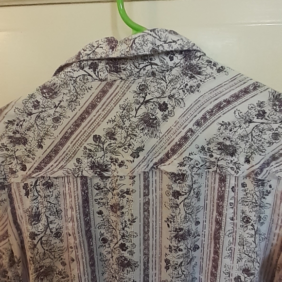 Blouse - Picture 6 of 6